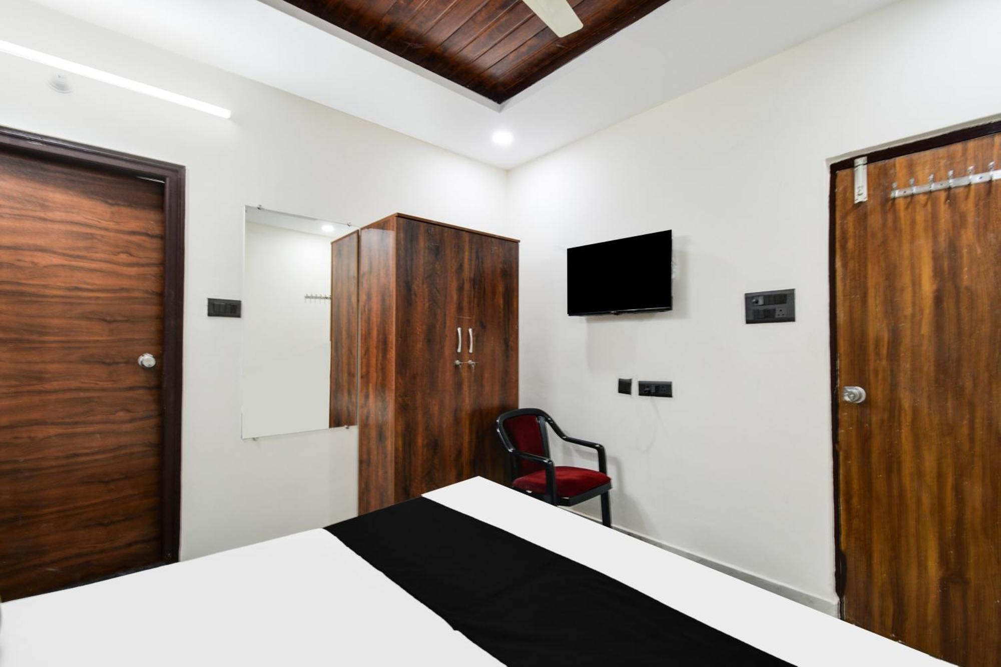 Super Collection O Gachibowli Phase - 1 Near Isb Hotel Eksteriør billede